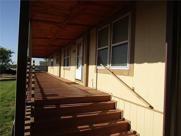 4th image of 1417 Warren St