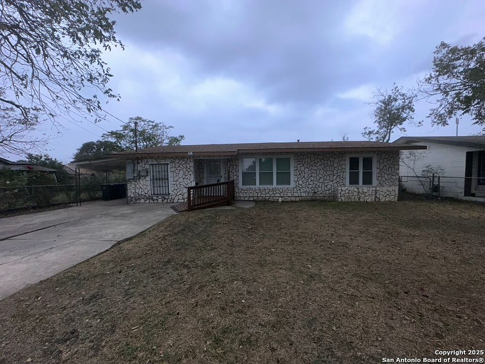 1st image of 631 Monticello