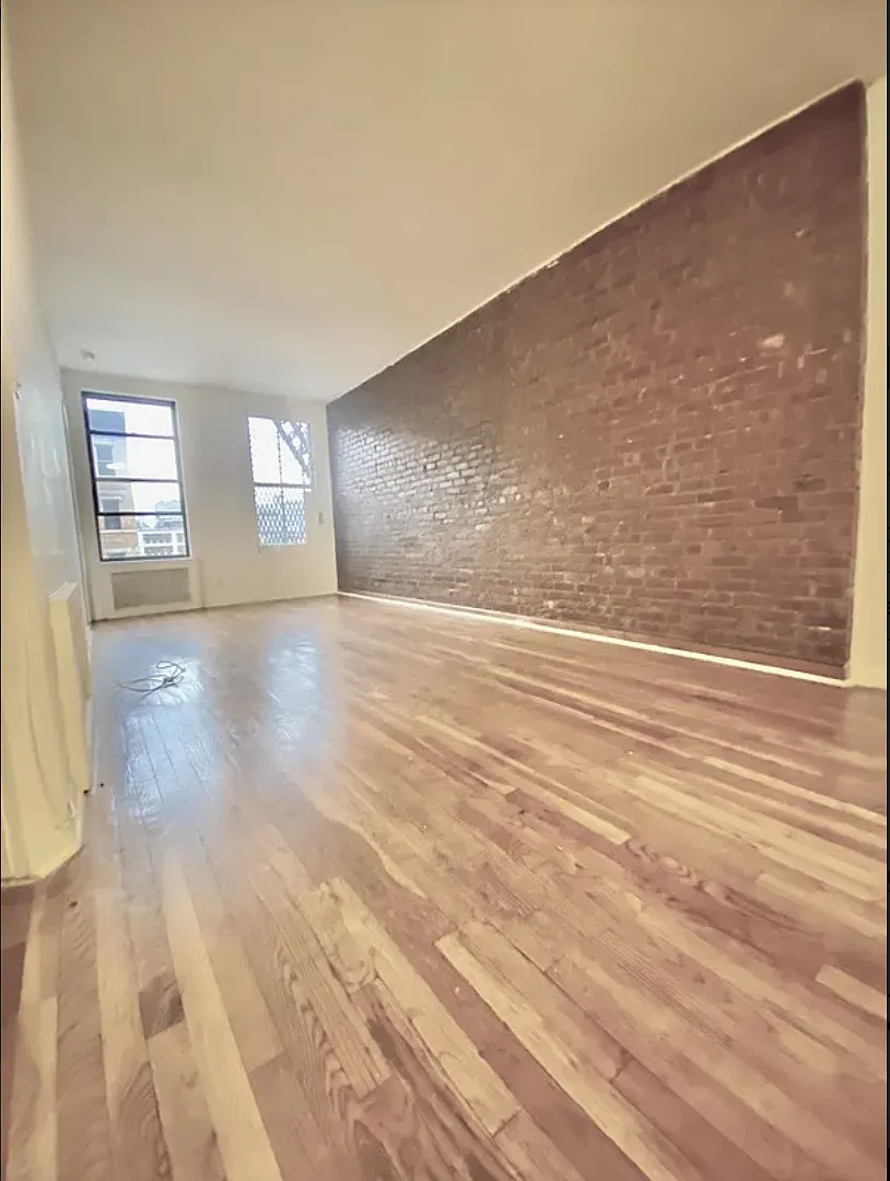 506 Amsterdam Avenue — Photo 1