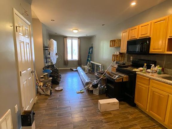 4th image of 5723 Haverford Ave Floor 1