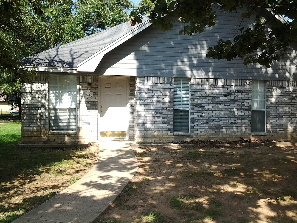 545 Kirkland Ln