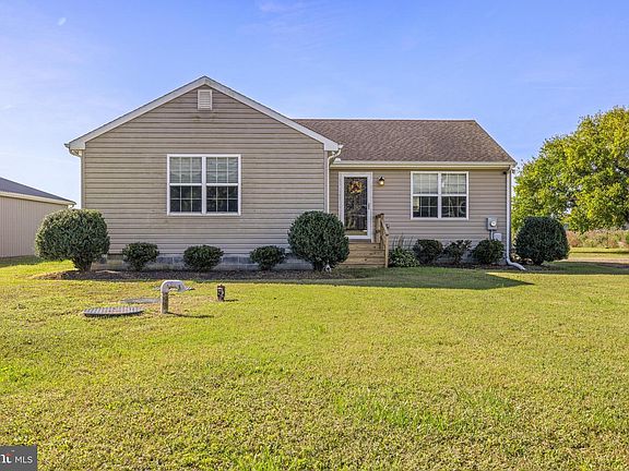 4th image of 23491 Brunkhorst Rd