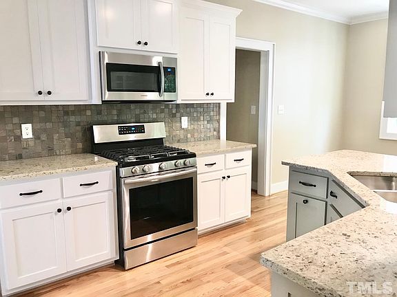 4th image of 311 Ashwick Dr