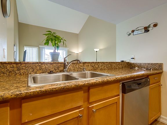 5th image of 15383 Maturin Dr Unit 217