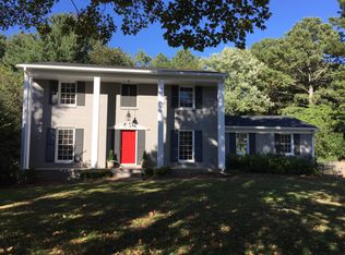 340 Stonebridge Dr, Roswell, GA 30075