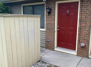 618 Pebble Place Dr #G, Delaware, OH 43015