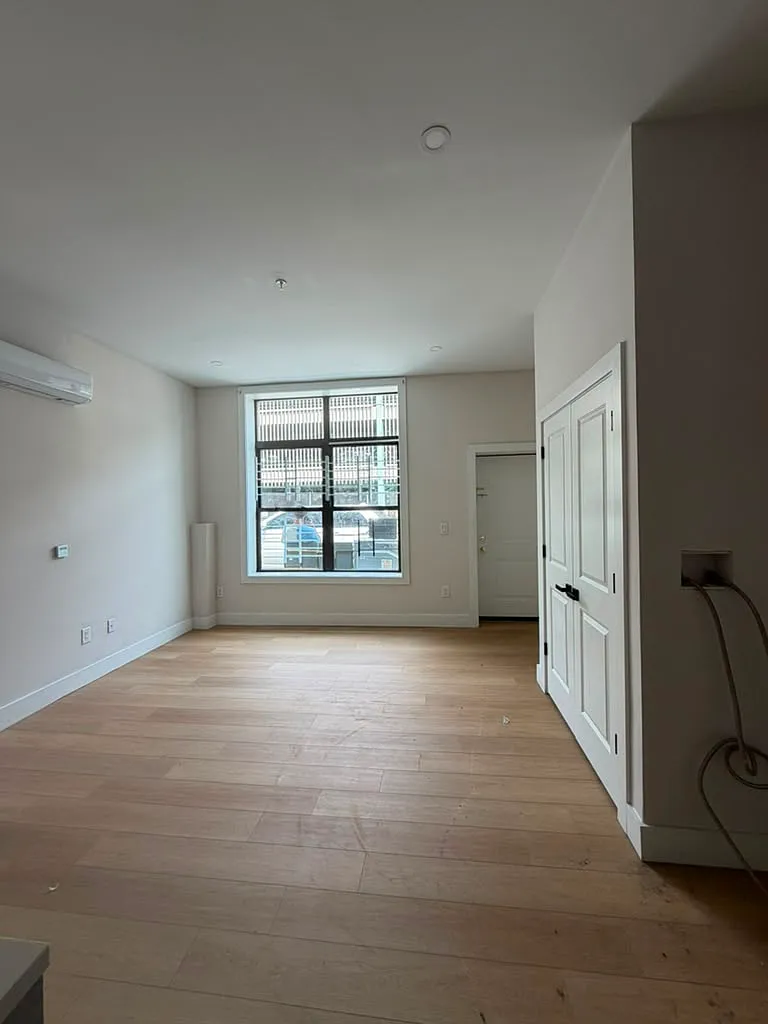 Studio, $1,625 — Photo 2