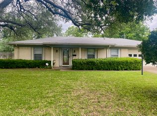 3820 Sagebrush Rd, Benbrook, TX 76116