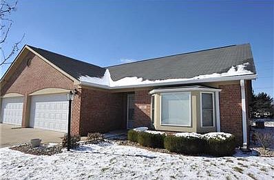 1st image of 252 Waterford Ct