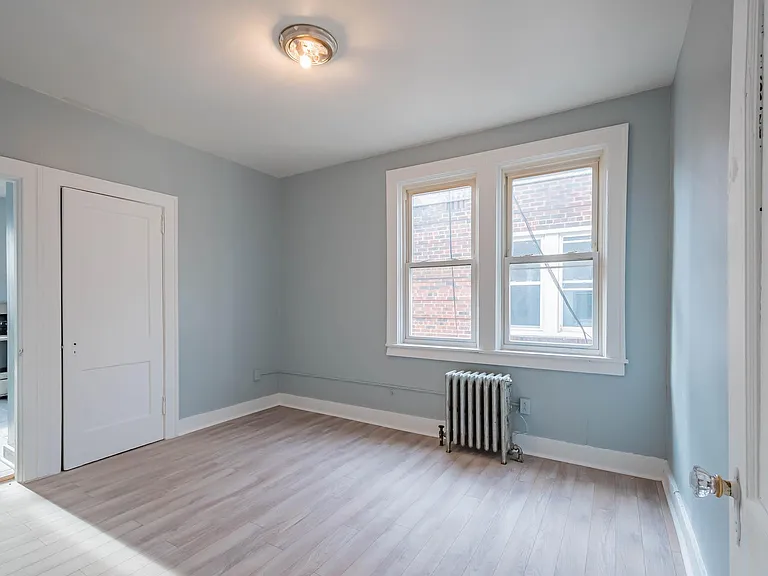 2118 Bedford Ave #2 — Photo 5