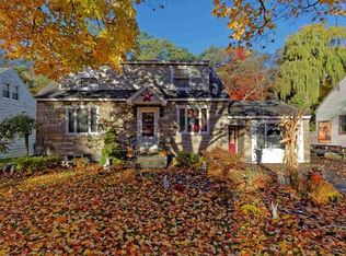 1800 Devendorf Rd, Schenectady, NY 12303