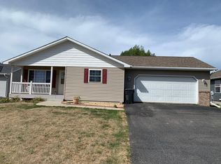 1717 Cecilee St, Worthington, MN 56187
