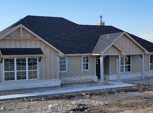 1033 Boulder Dr, Weatherford, TX 76085