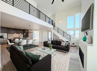 7063 W Granbury Dr, South Jordan, UT 84009