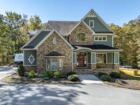 1293 Tarheel Dr, Murphy, NC 28906