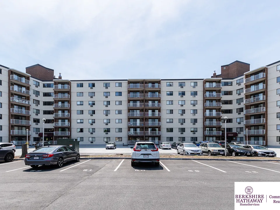 151 Coolidge Ave #303
