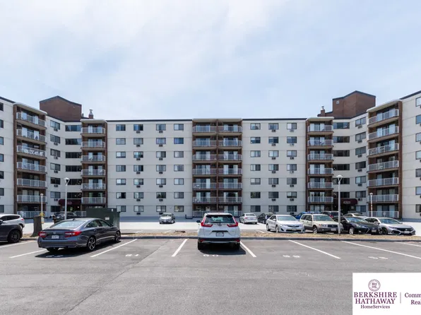 151 Coolidge Ave APT 303, Watertown, MA 02472