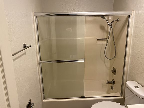 2nd image of 184 Salem Heights Ave SE #4