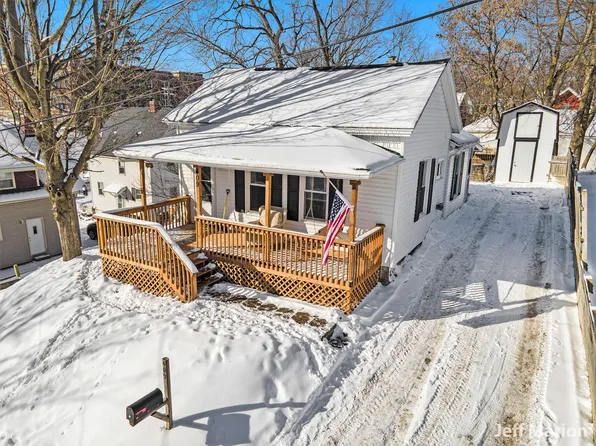 409 Taylor Ct, Ionia, MI 48846