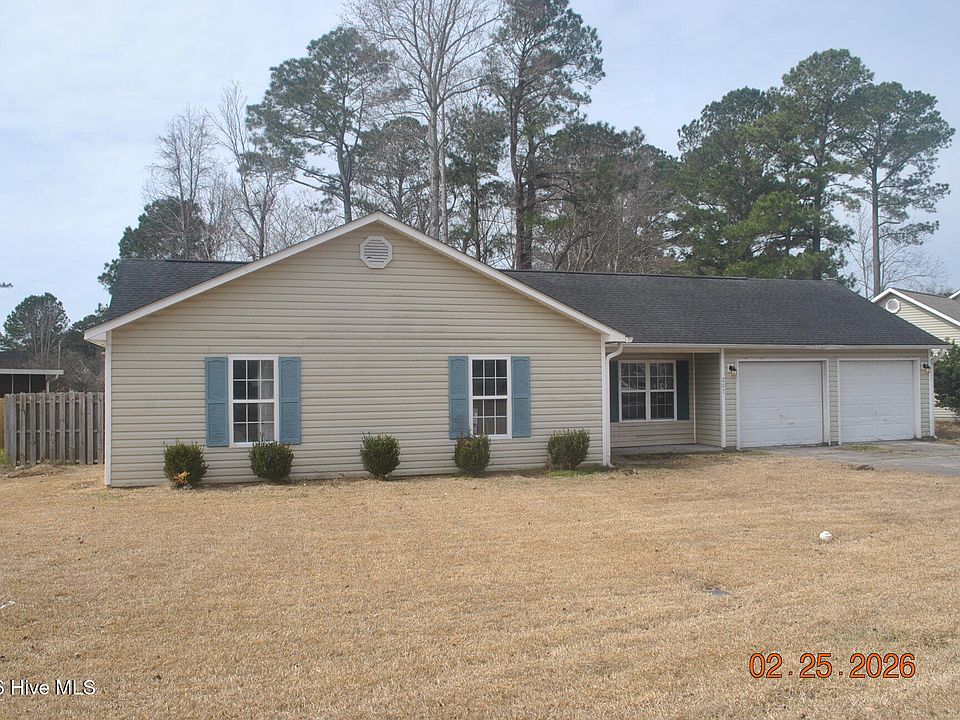 1st image of 207 Chaparral Trail