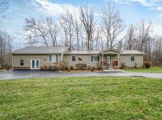 5294 Cheyenne Dr, Crossville, TN 38572