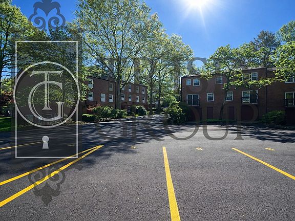 5th image of 205 West St #0