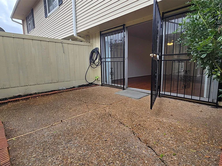 2039 Winrock Blvd #158 — Photo 31