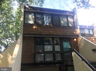 2248 S Randolph St #2, Arlington, VA 22204