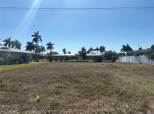 1930 SE 37th St, Cape Coral, FL 33904