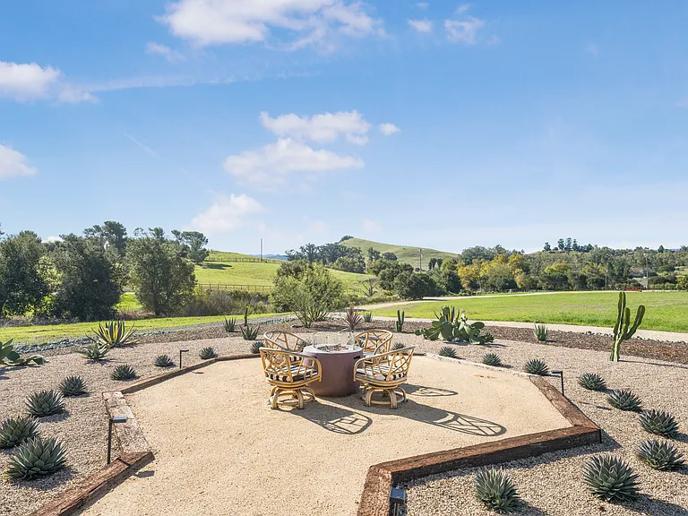 4835 Righetti Rd — Photo 1