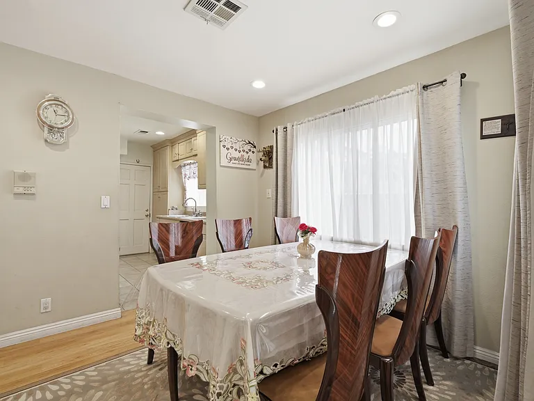 10060 Tujunga Canyon Blvd — Photo 5