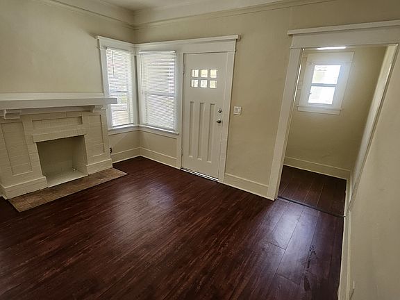 2nd image of 732 S Carondelet St #732