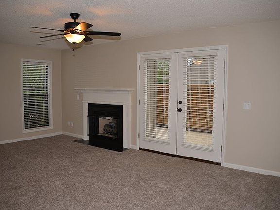 2nd image of 104 A Sunshine Ln