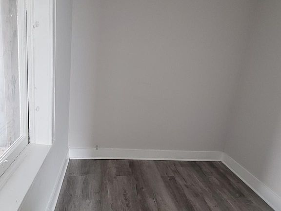 4th image of 2744 W 18th St #3