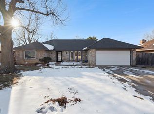 10121 Casa Linda, Oklahoma City, OK 73139