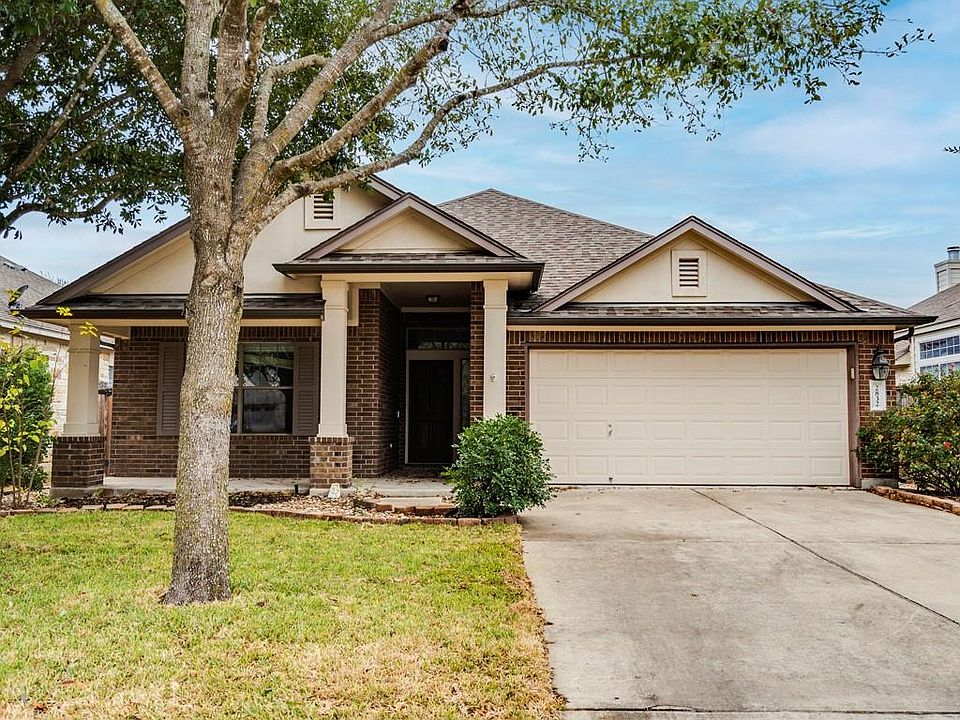 1st image of 2832 Angelina Dr