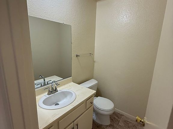 5th image of 15346 Bellflower Blvd #153461