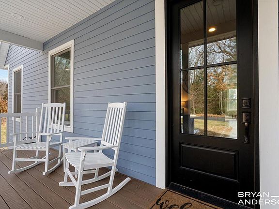 5th image of 6522 Skyridge Dr NE