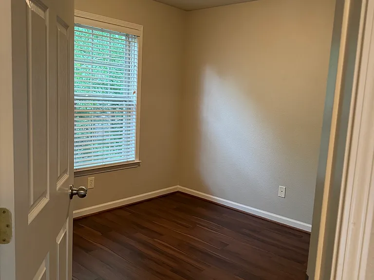 4129 River Walk Ln — Photo 13