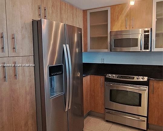 4th image of 7900 Harbor Island Dr APT 522