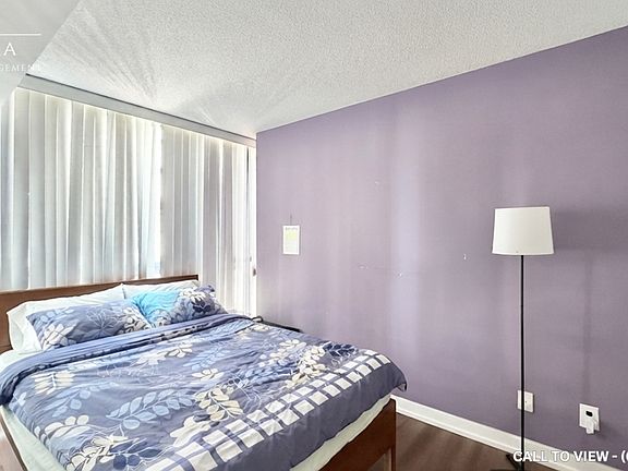4th image of 110 Charles St E #401