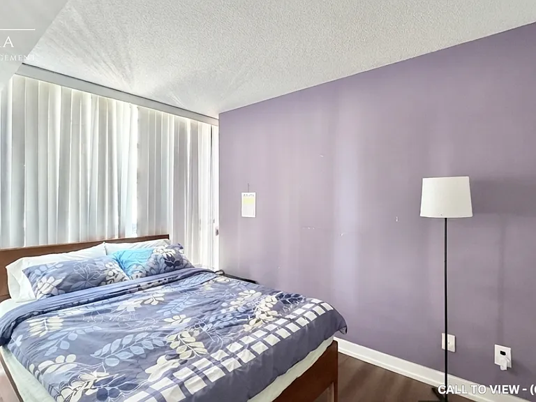 110 Charles St E #401 — Photo 4