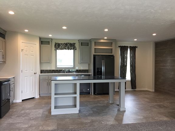2nd image of 13941 Alabama Dr #163