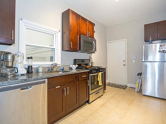 4th image of 1314 W Schubert Ave APT 2R