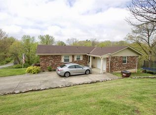 678 Crawford Dr, Taylor Mill, KY 41015