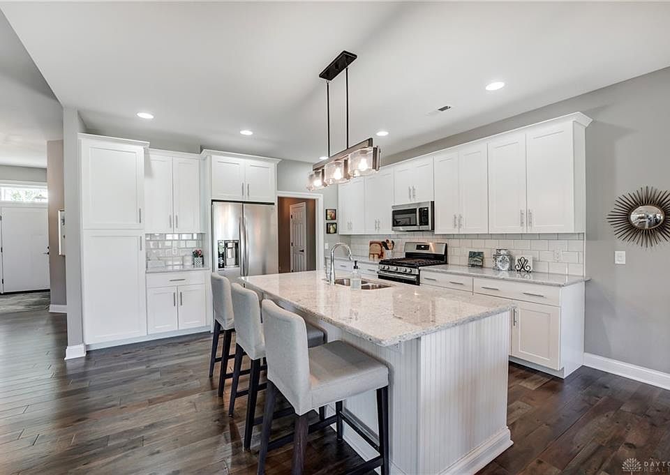 9468 Monaco Cir, Centerville, OH 45458 Zillow