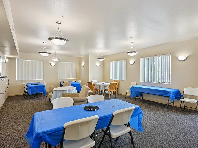 Washington Pointe — Photo 10