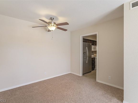 4th image of 668 Oakmont Ave Unit 1717
