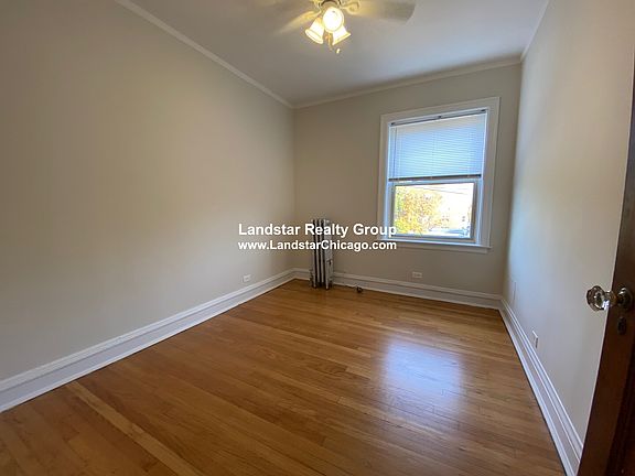 5th image of 5240 N Rockwell St #3