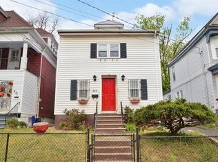 229 Smith St, Newark, NJ 07106